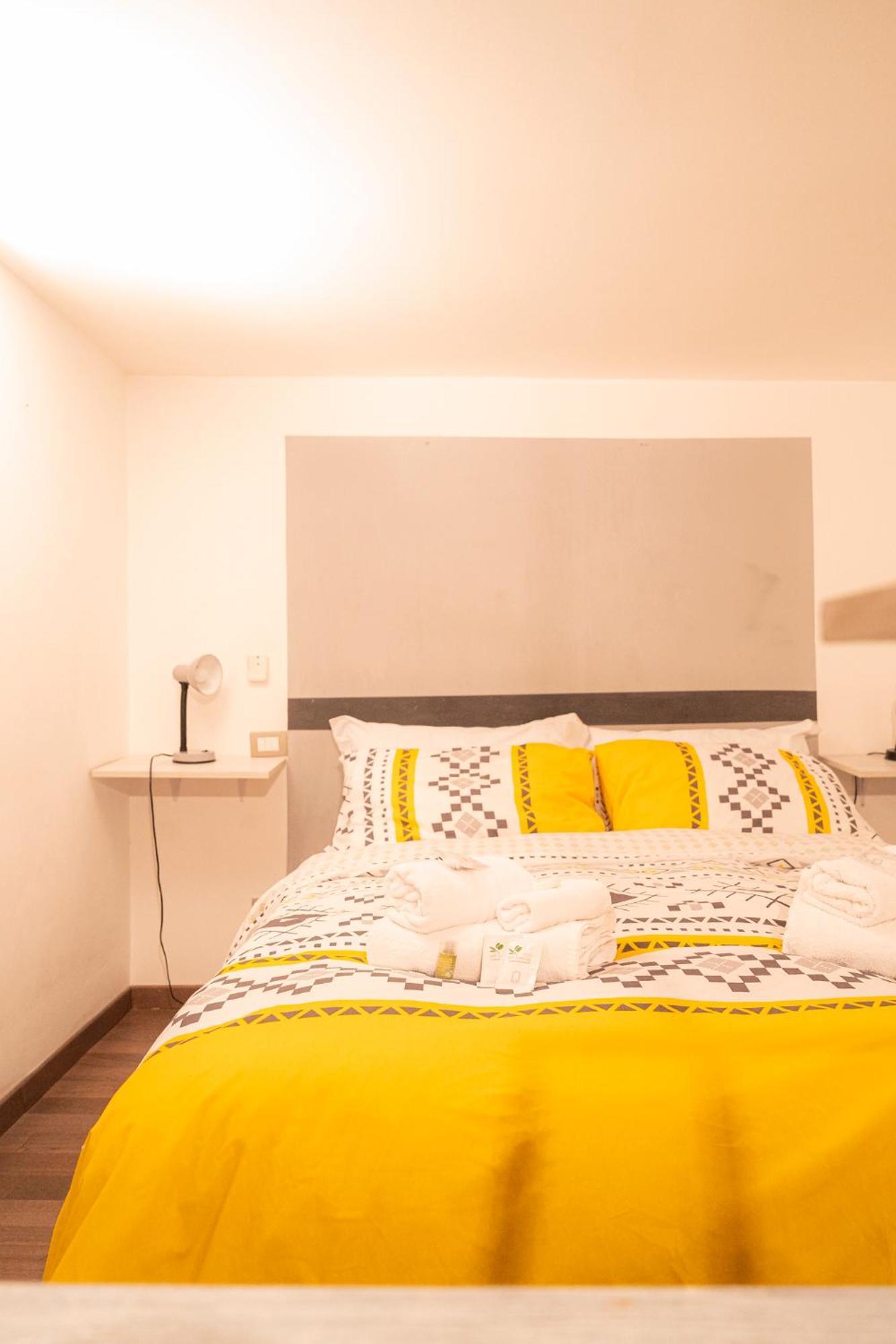 Homehouse Serpenti - Colosseum - Rione Monti Rome Buitenkant foto
